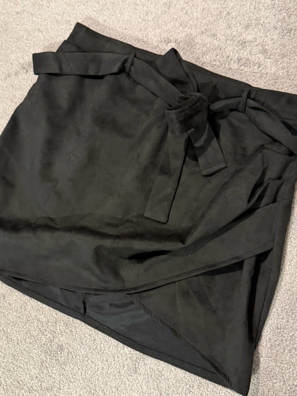 NWOT SHEIN Tie-Waist Women’s Skirt - Black - 2XL